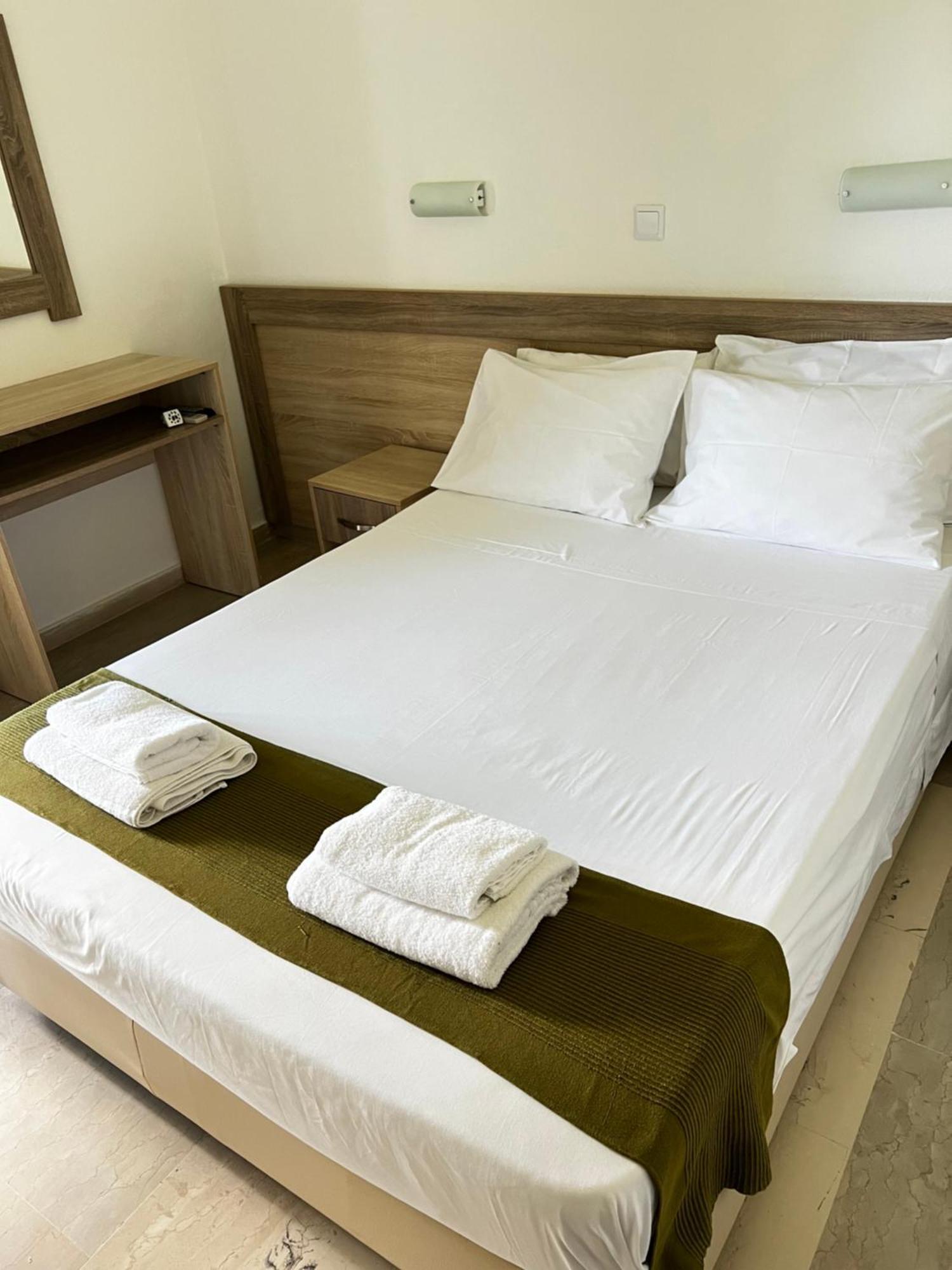 Armonia Apartments & Studios Perivolion Ngoại thất bức ảnh